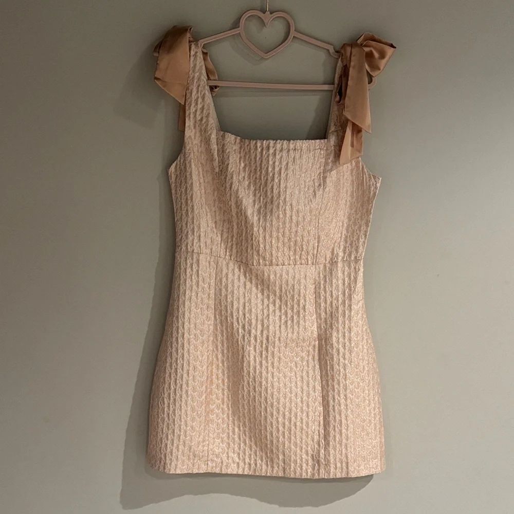 Storia Pink Bow Dress